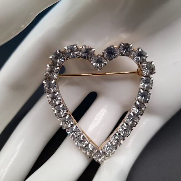 Vintage Clear Rhinestone Heart Brooch, Gold Tone, Prong Set Rhinestones, 1 1/2" - Picture 2 of 10